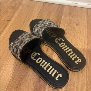 Juicy Couture Black and Gold Patterned Slide Sandals